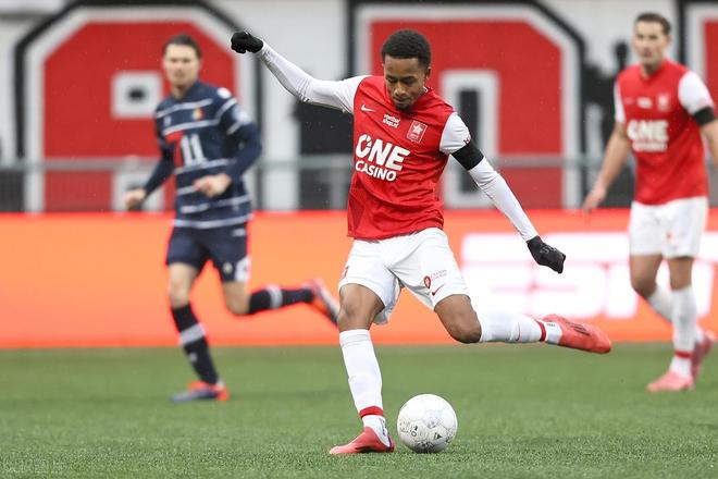 并且让主题 并且让主题